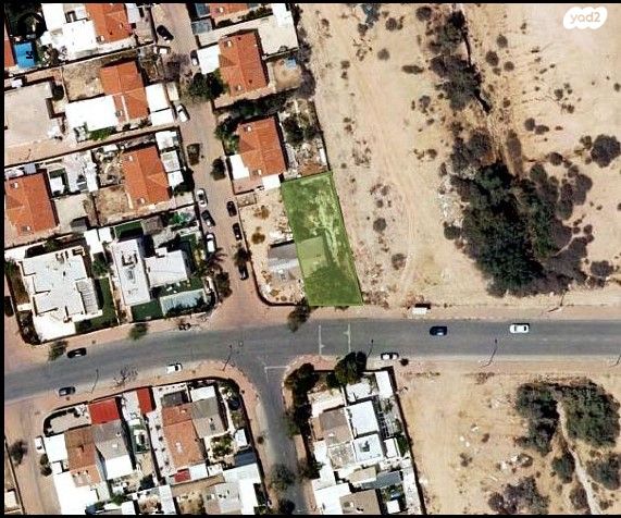 שדרות הצנחנים 35