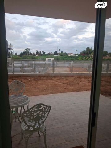 דירת גן, אנה פרנק 14, גדרה מזרח, גדרה