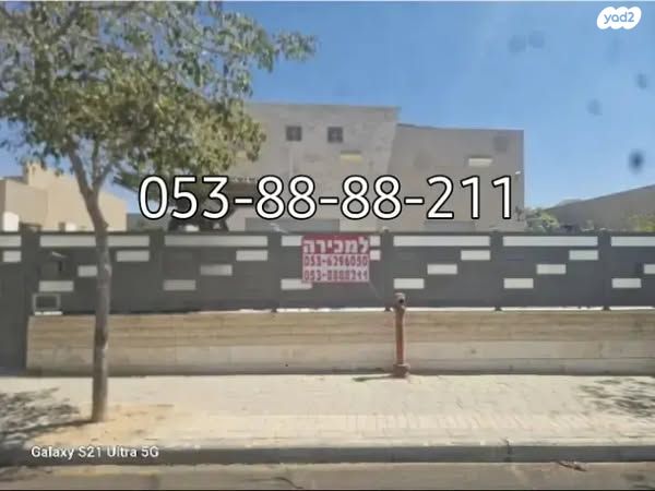 בית שערים 11