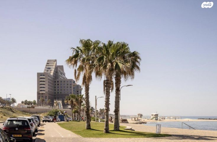 דירה, דוד אלעזר 10, חוף הכרמל, חיפה
