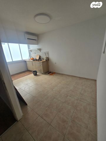 דירה, רוטשילד 73, רמז, מערב ותיק, ראשון לציון