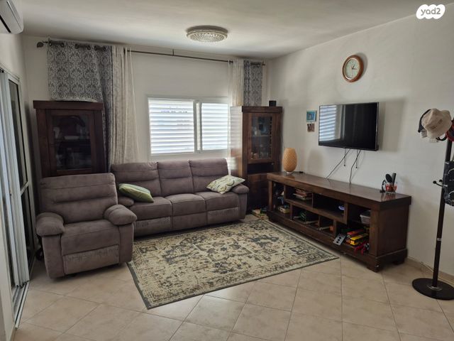 דירה, פיארברג 14, נווה זאב, נאות אילן, באר שבע