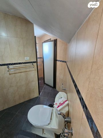 דירה, הנגב 43, רובע ד', אריאל