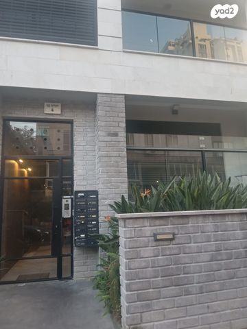 דירה, יהודה גור 4, א' / צפון מזרח העיר, רחובות