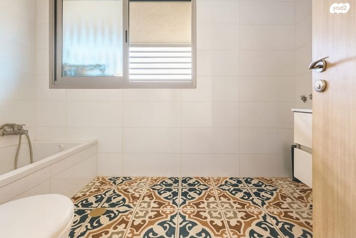 גג/ פנטהאוז, נתיבות 1, אחוזת דניה, חדרה