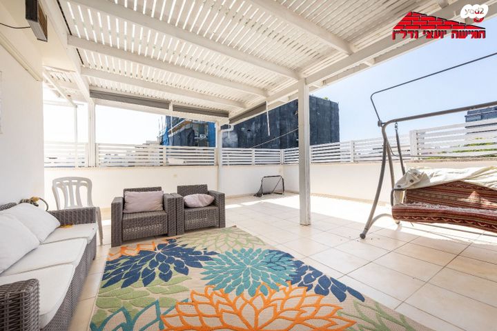 גג/ פנטהאוז, חרל"פ, רמב"ם, ראשון לציון