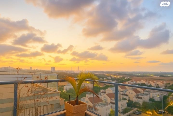 גג/ פנטהאוז, נתיבות 1, אחוזת דניה, חדרה