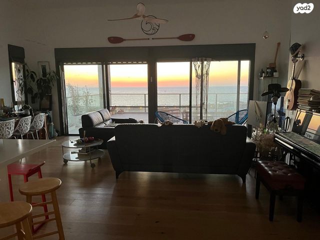 גג/ פנטהאוז, המעגן, אכזיב, נהריה