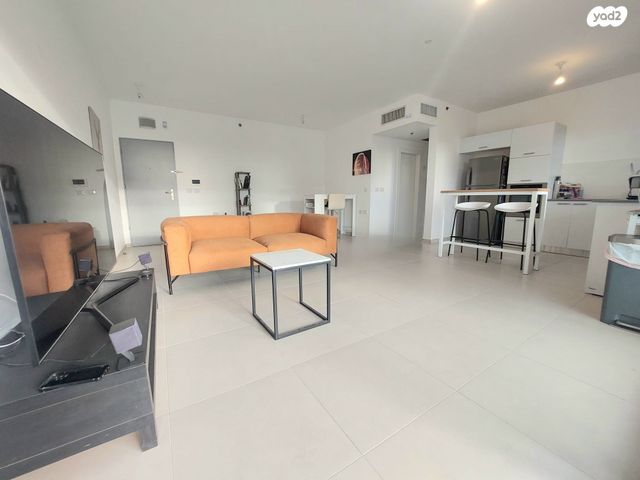 דירה, יעקב תמרי 7, חצרות המושבה, רחובות