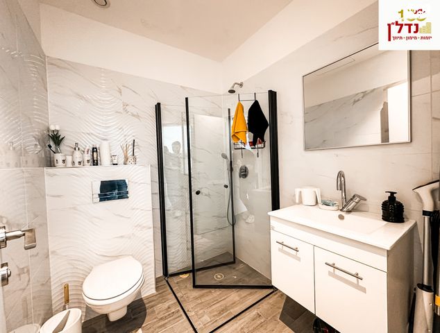 גג/ פנטהאוז, נחל ירקון, כרמי גת, קרית גת