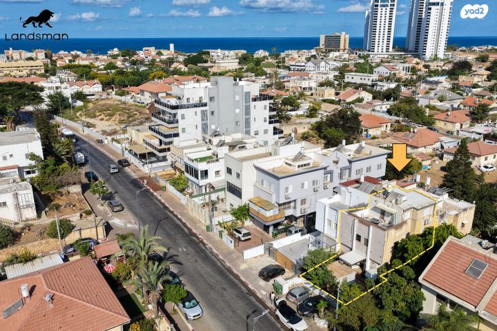 דירת גן, הרב מיימון 17, עין התכלת, נתניה