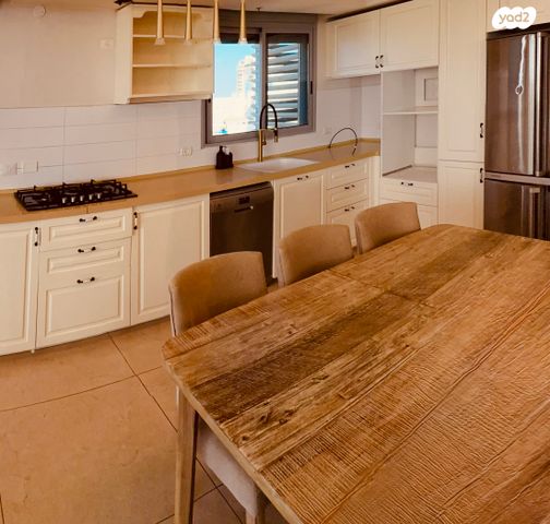 דירה, סביוני הכרמל, חיפה