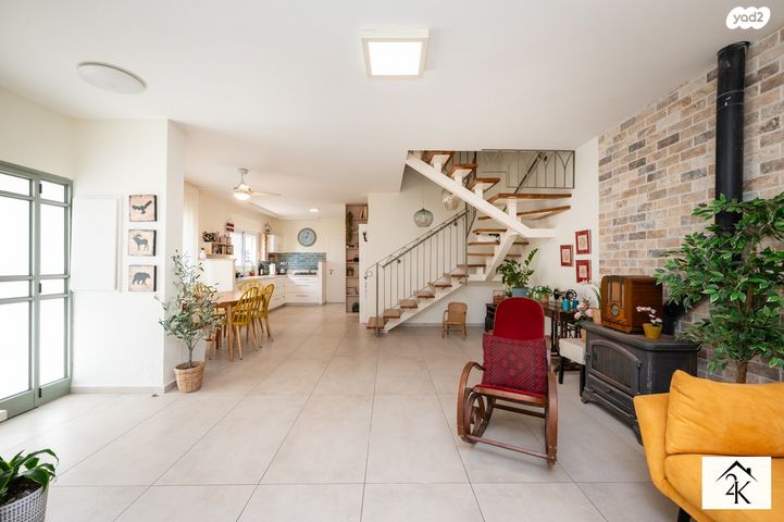 בית פרטי/ קוטג', מושבה מרכז, זכרון יעקב