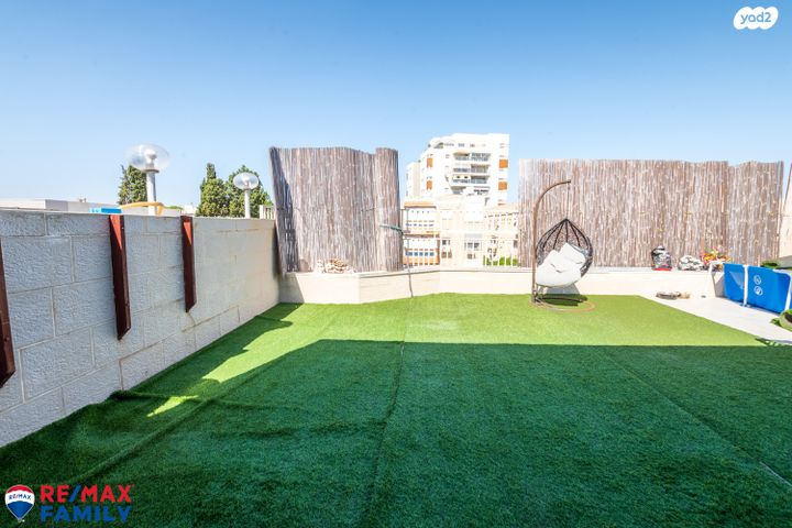 גג/ פנטהאוז, השומר, מרכז העיר, קרית אתא