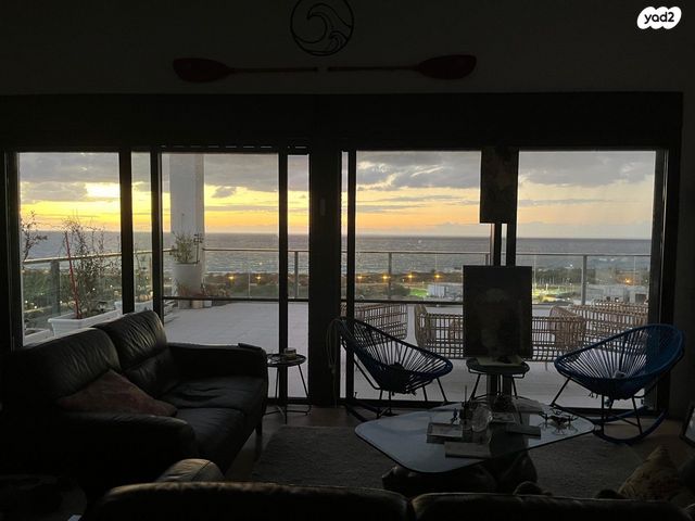 גג/ פנטהאוז, המעגן, אכזיב, נהריה