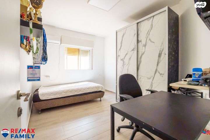 גג/ פנטהאוז, השומר, מרכז העיר, קרית אתא