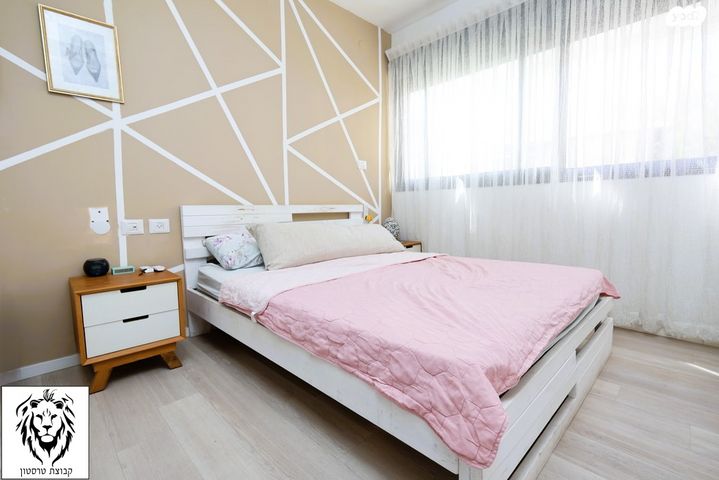 דופלקס, ב' / צפון מערב העיר, רחובות