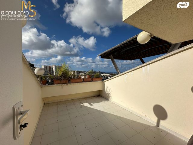 גג/ פנטהאוז, גולדמן, אחוזה, חיפה