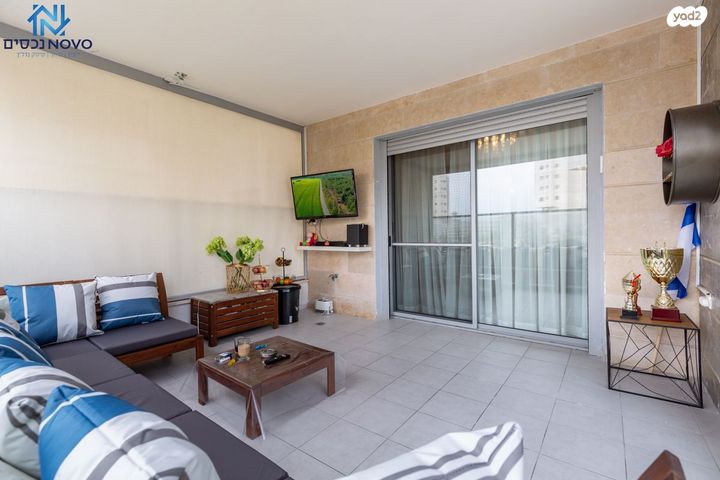 דירה, המפרש, נאות רבין, יבנה