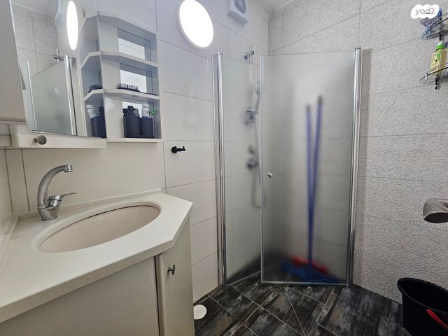 דירה, אבישור, ערד