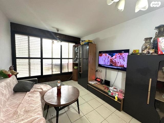 דירה, אחדות, פתח תקווה