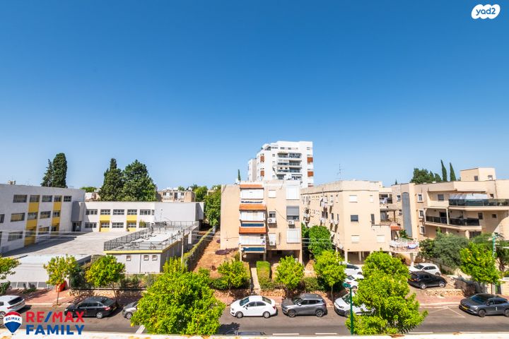 גג/ פנטהאוז, השומר, מרכז העיר, קרית אתא