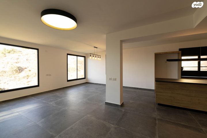 טריפלקס, הוד הכרמל, דניה, חיפה