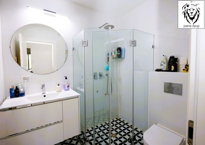 דופלקס, ב' / צפון מערב העיר, רחובות