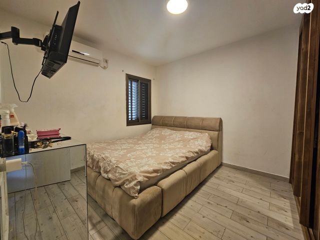 דירה, אבישור, ערד