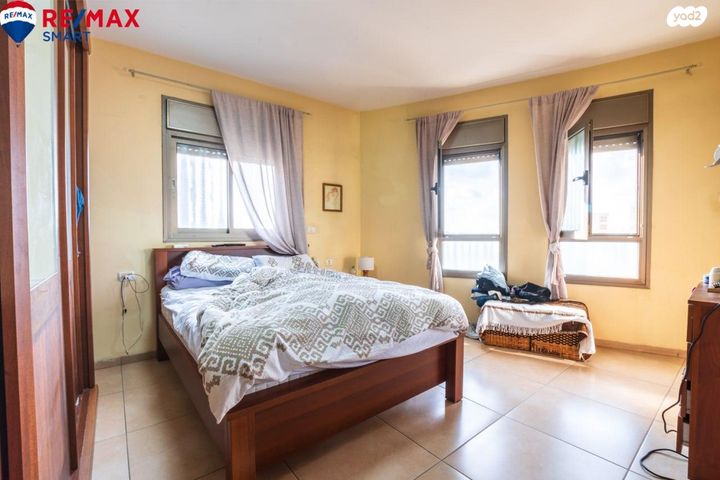 גג/ פנטהאוז, מרכז העיר, קרית אתא