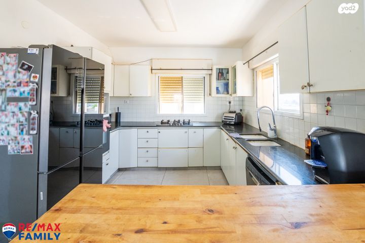 גג/ פנטהאוז, השומר, מרכז העיר, קרית אתא