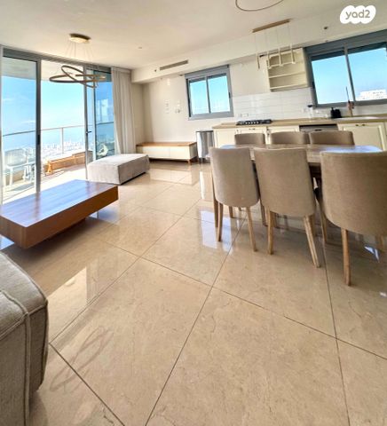 דירה, סביוני הכרמל, חיפה