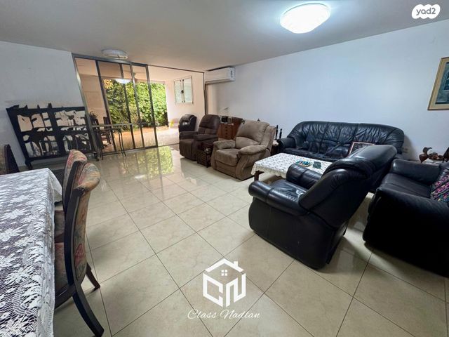 דו משפחתי, רמת חן, רמת גן