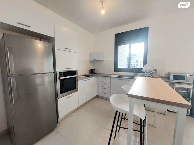 דירה, יעקב תמרי 7, חצרות המושבה, רחובות