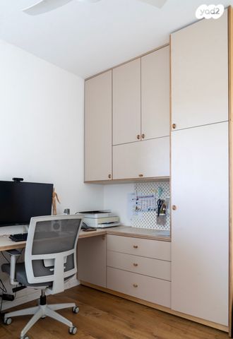 דירה, אלונים, קרית השרון, נתניה