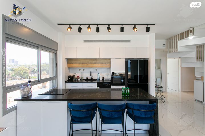 גג/ פנטהאוז, חיפה