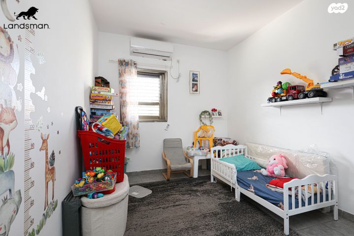 דירת גן, הרב מיימון 17, עין התכלת, נתניה