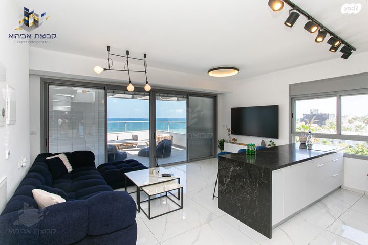 גג/ פנטהאוז, חיפה