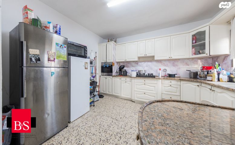 דירה, שדרות חיים וייצמן, צפון מזרח מרכז העיר, נתניה