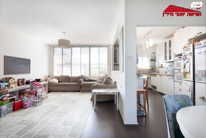 גג/ פנטהאוז, חרל"פ, רמב"ם, ראשון לציון