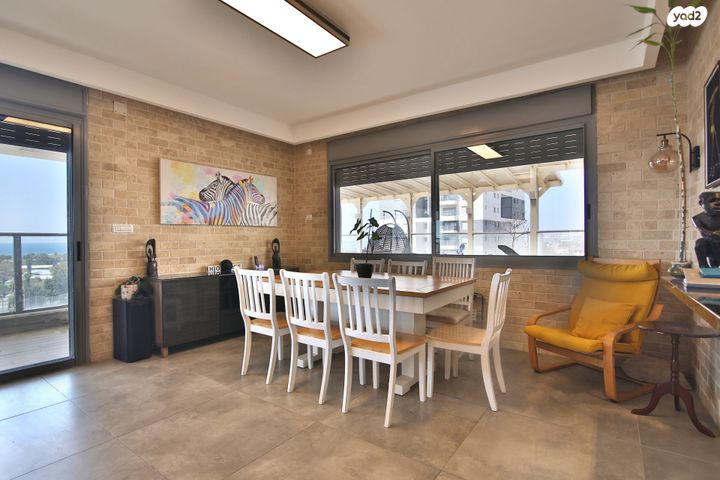 גג/ פנטהאוז, שדרות יצחק שמיר, גלי כרמל, טירת כרמל