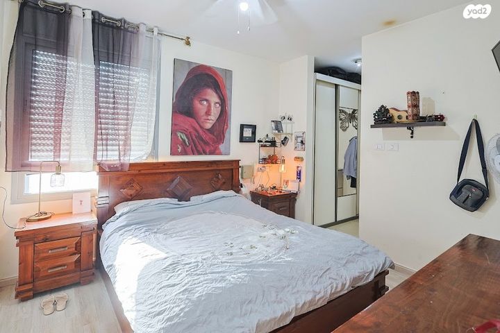 דירה, הרב ישעיהו משורר, הדר גנים, פתח תקווה