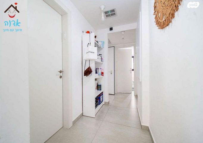 דירה, קריניצי, שכונת בן גוריון, מרכז העיר ג', רמת גן