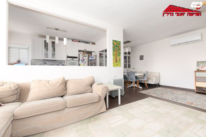 גג/ פנטהאוז, חרל"פ, רמב"ם, ראשון לציון