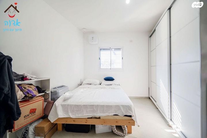 דירה, קריניצי, שכונת בן גוריון, מרכז העיר ג', רמת גן