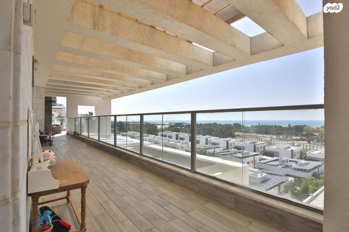 גג/ פנטהאוז, שדרות יצחק שמיר, גלי כרמל, טירת כרמל