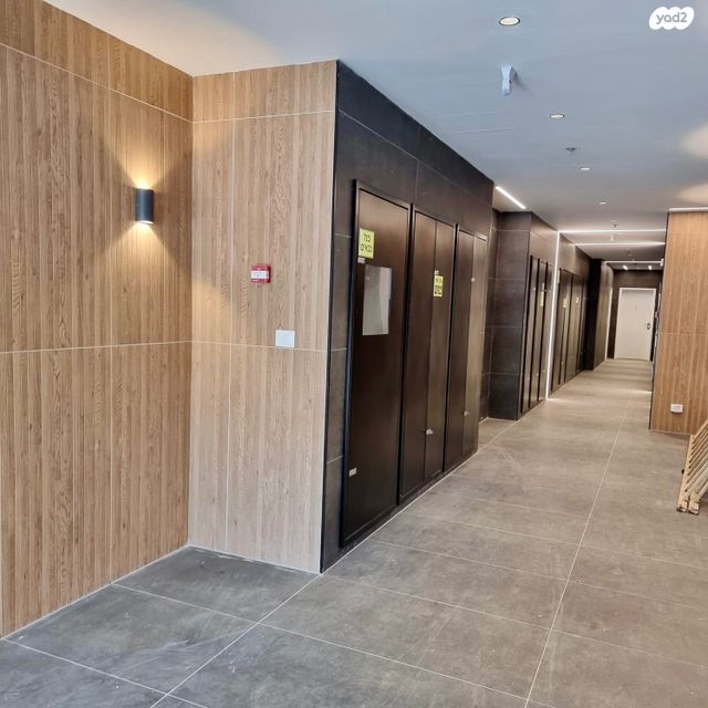 דירה, קריניצי, שכונת בן גוריון, מרכז העיר ג', רמת גן