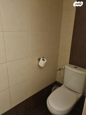 דירה, מעונות ברכה, השומר, ראשון לציון