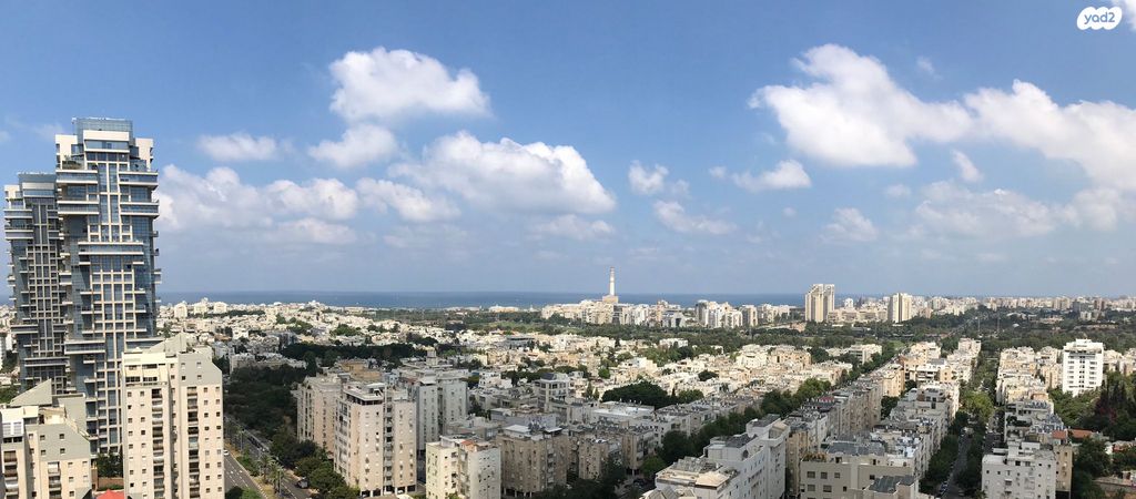 דירה, ניסים אלוני, צמרות איילון, פארק צמרת, תל אביב יפו