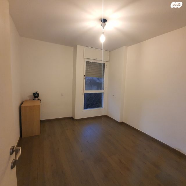 דירה, יצחק גרינבוים 8, עיר, מרכז העיר, נהריה